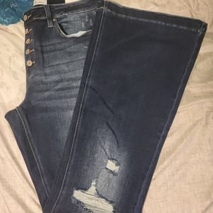 Kancan Flares